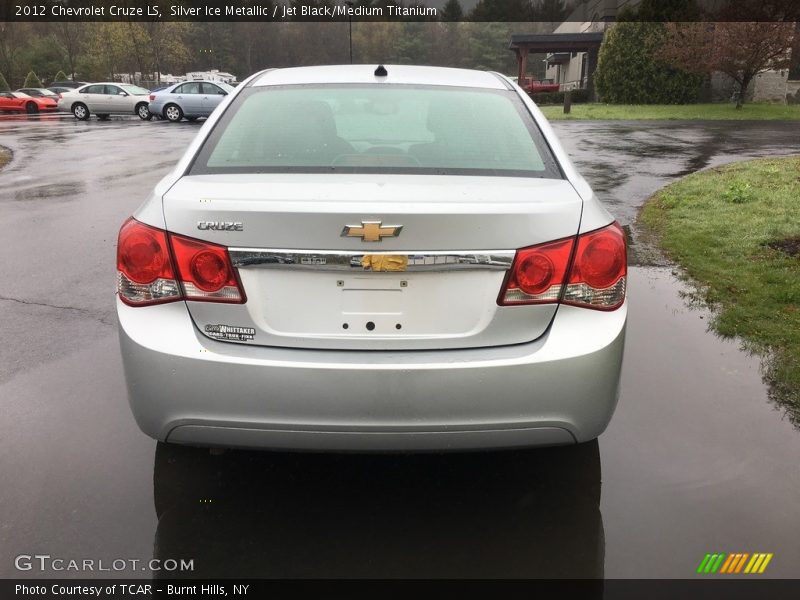 Silver Ice Metallic / Jet Black/Medium Titanium 2012 Chevrolet Cruze LS