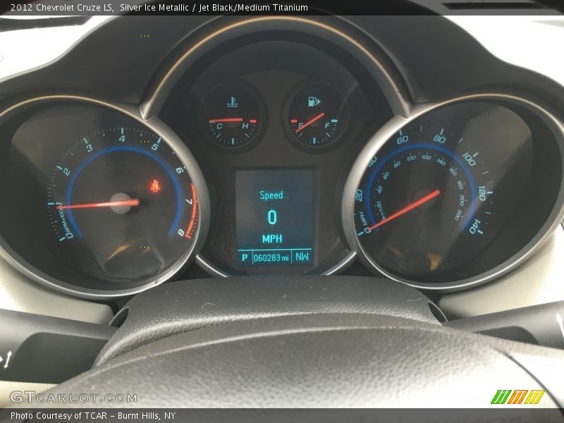 Silver Ice Metallic / Jet Black/Medium Titanium 2012 Chevrolet Cruze LS