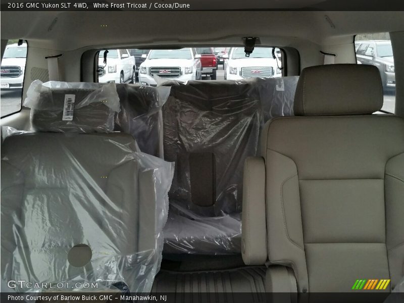 White Frost Tricoat / Cocoa/Dune 2016 GMC Yukon SLT 4WD
