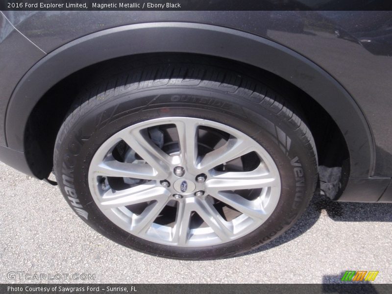Magnetic Metallic / Ebony Black 2016 Ford Explorer Limited