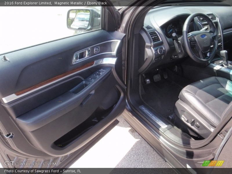Magnetic Metallic / Ebony Black 2016 Ford Explorer Limited