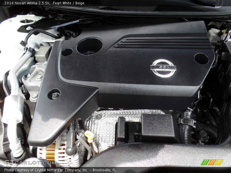 Pearl White / Beige 2014 Nissan Altima 2.5 SV