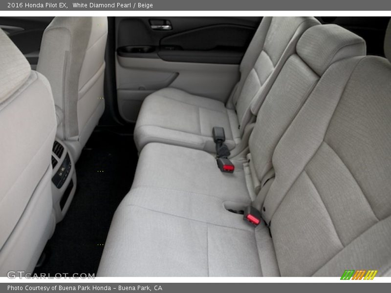 White Diamond Pearl / Beige 2016 Honda Pilot EX