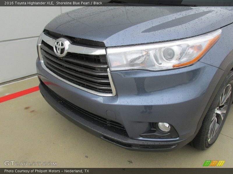 Shoreline Blue Pearl / Black 2016 Toyota Highlander XLE