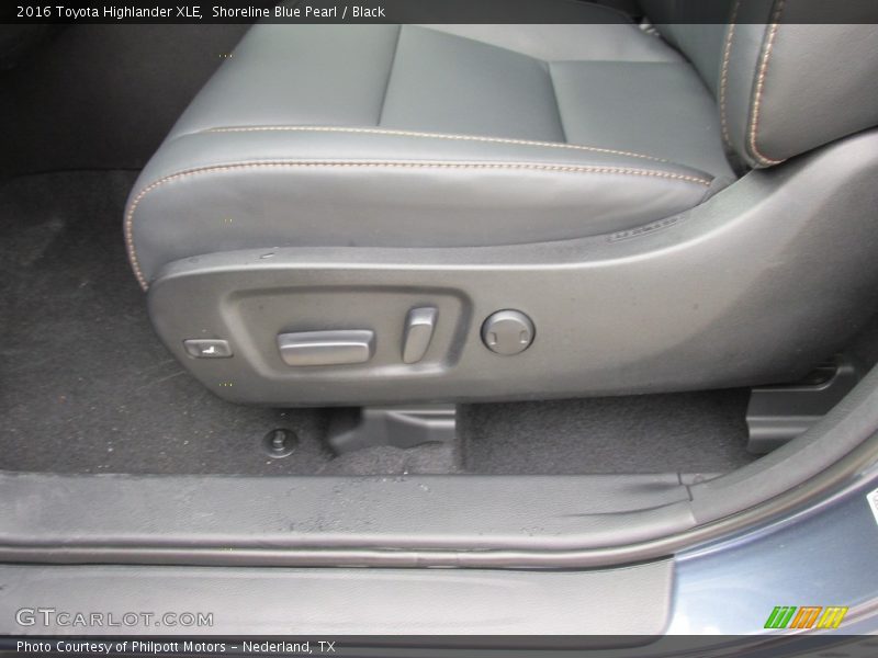 Shoreline Blue Pearl / Black 2016 Toyota Highlander XLE