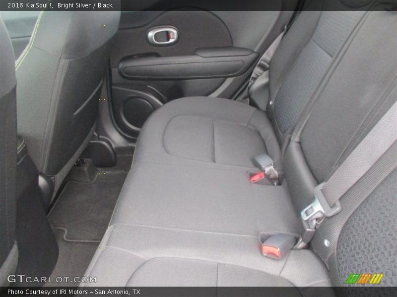 Bright Silver / Black 2016 Kia Soul !