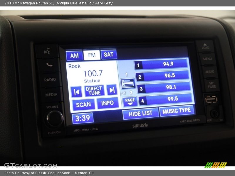 Antigua Blue Metallic / Aero Gray 2010 Volkswagen Routan SE