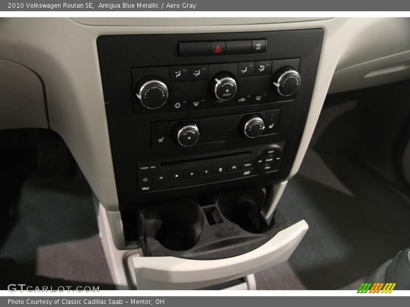 Antigua Blue Metallic / Aero Gray 2010 Volkswagen Routan SE