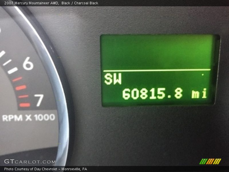 Black / Charcoal Black 2007 Mercury Mountaineer AWD