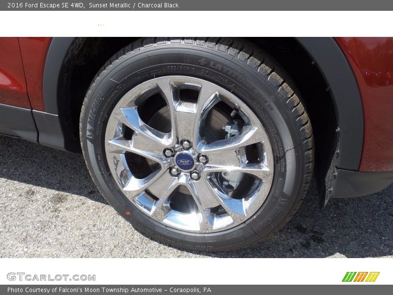 Sunset Metallic / Charcoal Black 2016 Ford Escape SE 4WD