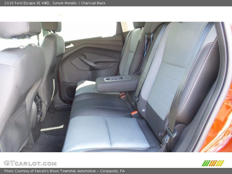Sunset Metallic / Charcoal Black 2016 Ford Escape SE 4WD