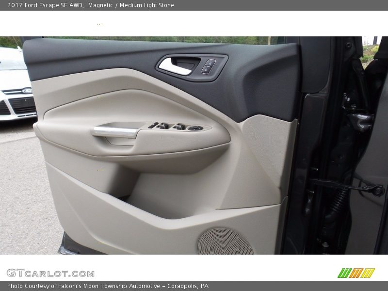 Magnetic / Medium Light Stone 2017 Ford Escape SE 4WD