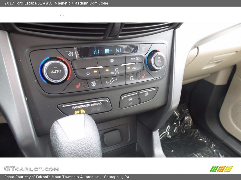 Magnetic / Medium Light Stone 2017 Ford Escape SE 4WD