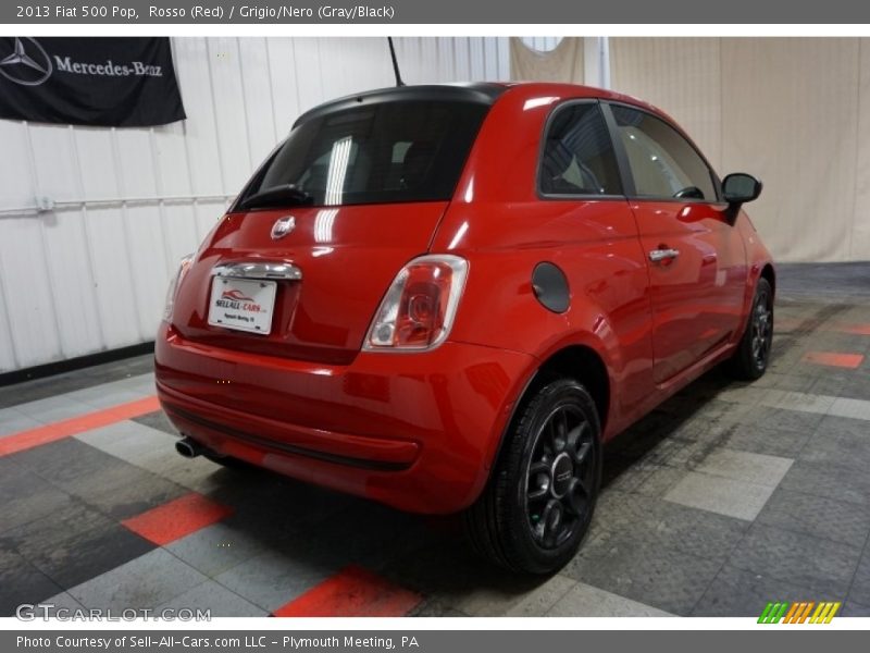 Rosso (Red) / Grigio/Nero (Gray/Black) 2013 Fiat 500 Pop