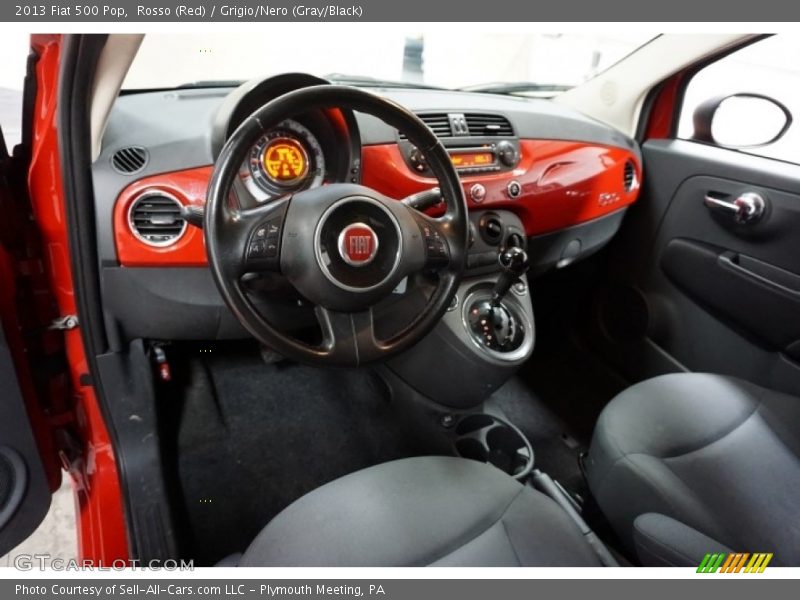 Rosso (Red) / Grigio/Nero (Gray/Black) 2013 Fiat 500 Pop
