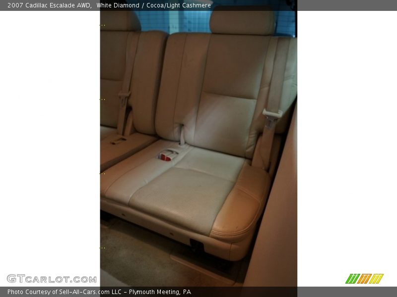 White Diamond / Cocoa/Light Cashmere 2007 Cadillac Escalade AWD