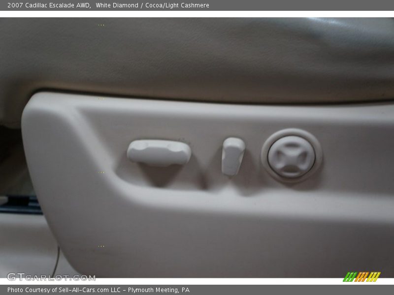 White Diamond / Cocoa/Light Cashmere 2007 Cadillac Escalade AWD