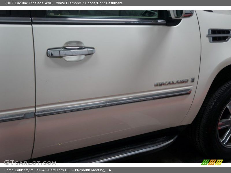 White Diamond / Cocoa/Light Cashmere 2007 Cadillac Escalade AWD