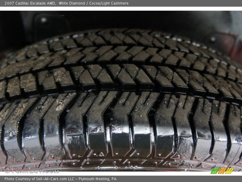 White Diamond / Cocoa/Light Cashmere 2007 Cadillac Escalade AWD