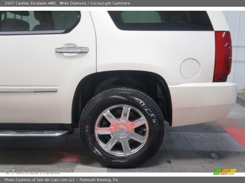 White Diamond / Cocoa/Light Cashmere 2007 Cadillac Escalade AWD
