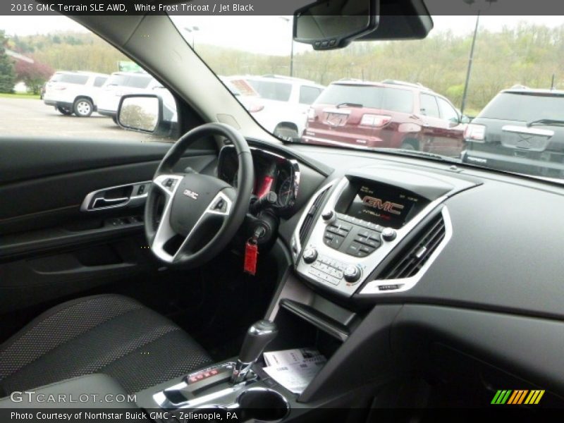 White Frost Tricoat / Jet Black 2016 GMC Terrain SLE AWD