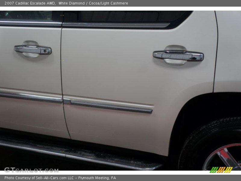 White Diamond / Cocoa/Light Cashmere 2007 Cadillac Escalade AWD