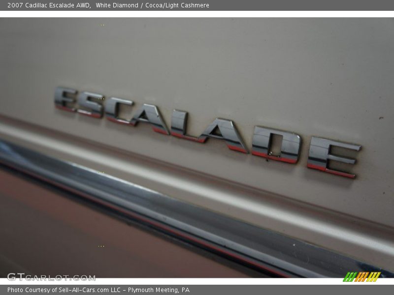 White Diamond / Cocoa/Light Cashmere 2007 Cadillac Escalade AWD