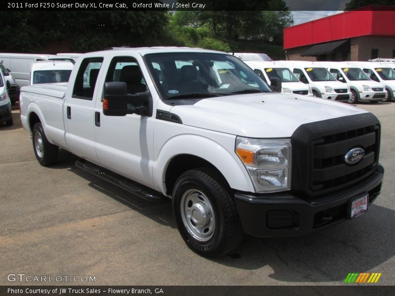 Oxford White / Steel Gray 2011 Ford F250 Super Duty XL Crew Cab