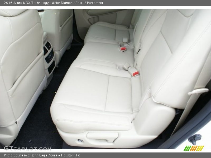 White Diamond Pearl / Parchment 2016 Acura MDX Technology