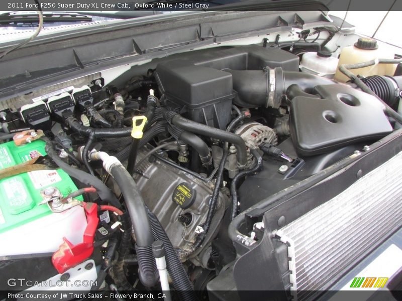 Oxford White / Steel Gray 2011 Ford F250 Super Duty XL Crew Cab