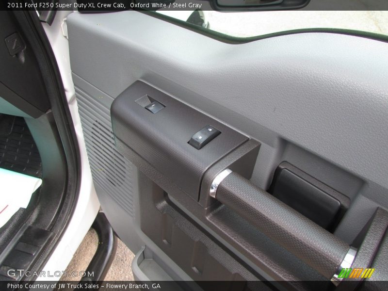 Oxford White / Steel Gray 2011 Ford F250 Super Duty XL Crew Cab