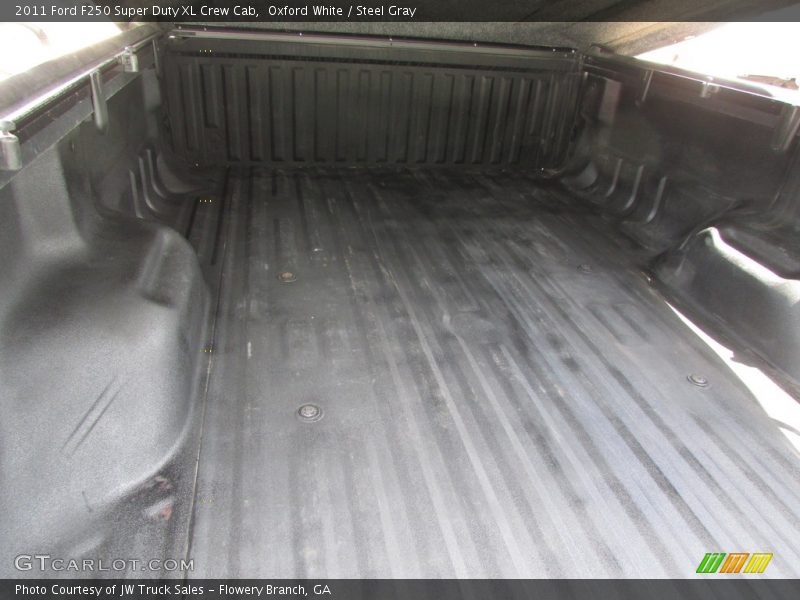 Oxford White / Steel Gray 2011 Ford F250 Super Duty XL Crew Cab