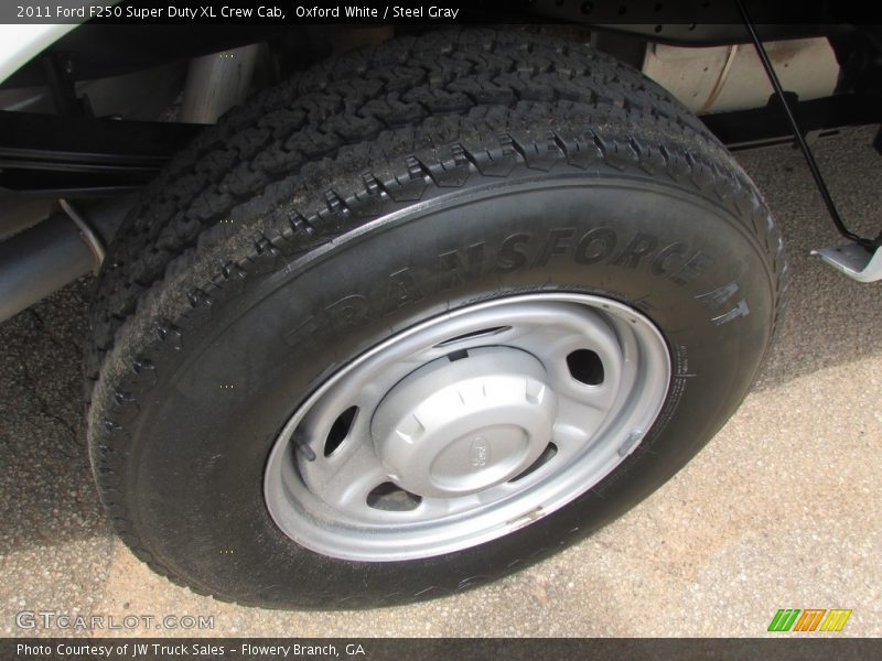 Oxford White / Steel Gray 2011 Ford F250 Super Duty XL Crew Cab