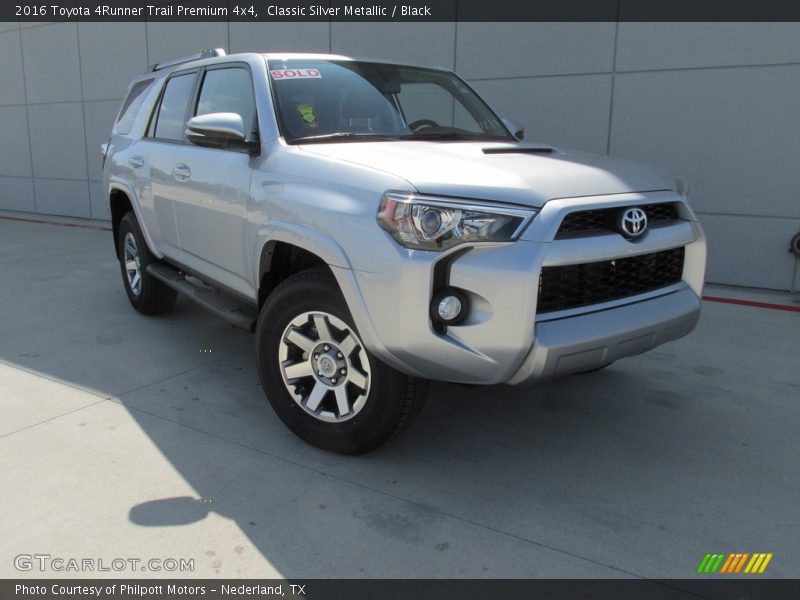 Classic Silver Metallic / Black 2016 Toyota 4Runner Trail Premium 4x4