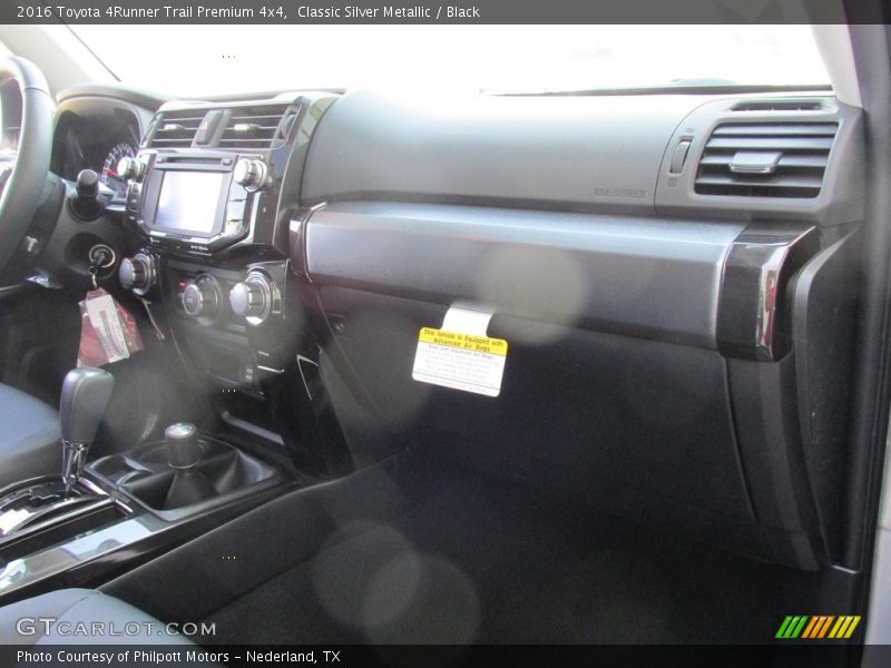 Classic Silver Metallic / Black 2016 Toyota 4Runner Trail Premium 4x4