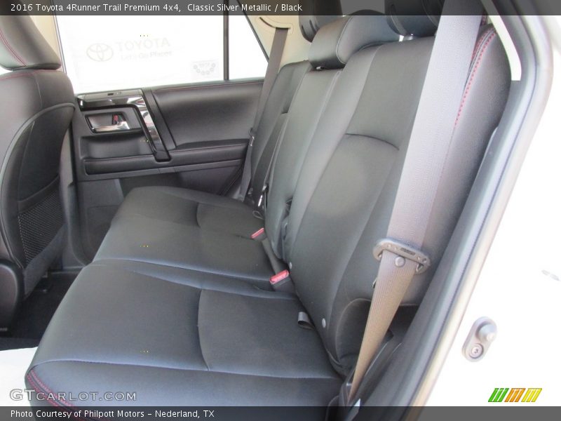 Classic Silver Metallic / Black 2016 Toyota 4Runner Trail Premium 4x4