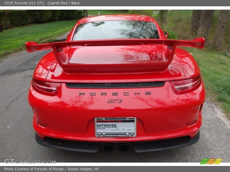 Guards Red / Black 2015 Porsche 911 GT3