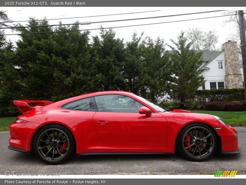 Guards Red / Black 2015 Porsche 911 GT3