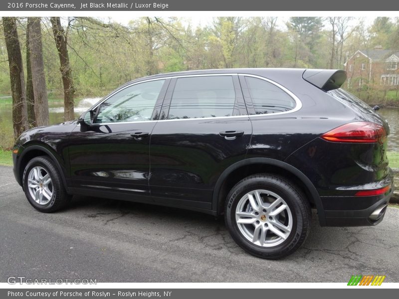 Jet Black Metallic / Luxor Beige 2016 Porsche Cayenne