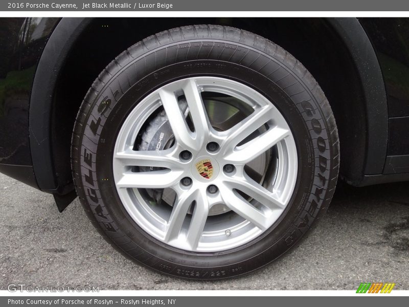 Jet Black Metallic / Luxor Beige 2016 Porsche Cayenne