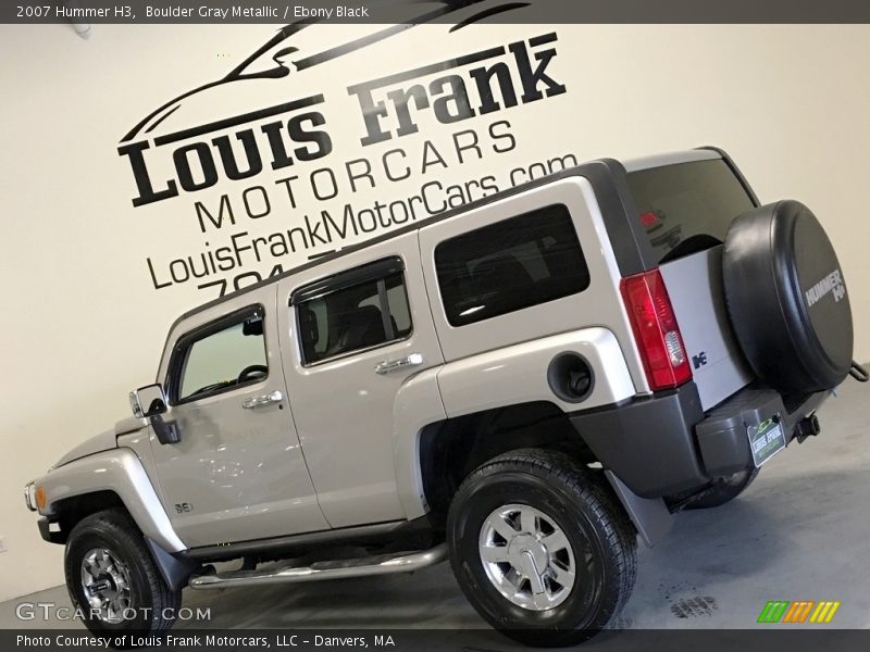 Boulder Gray Metallic / Ebony Black 2007 Hummer H3