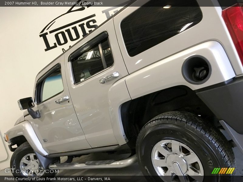 Boulder Gray Metallic / Ebony Black 2007 Hummer H3