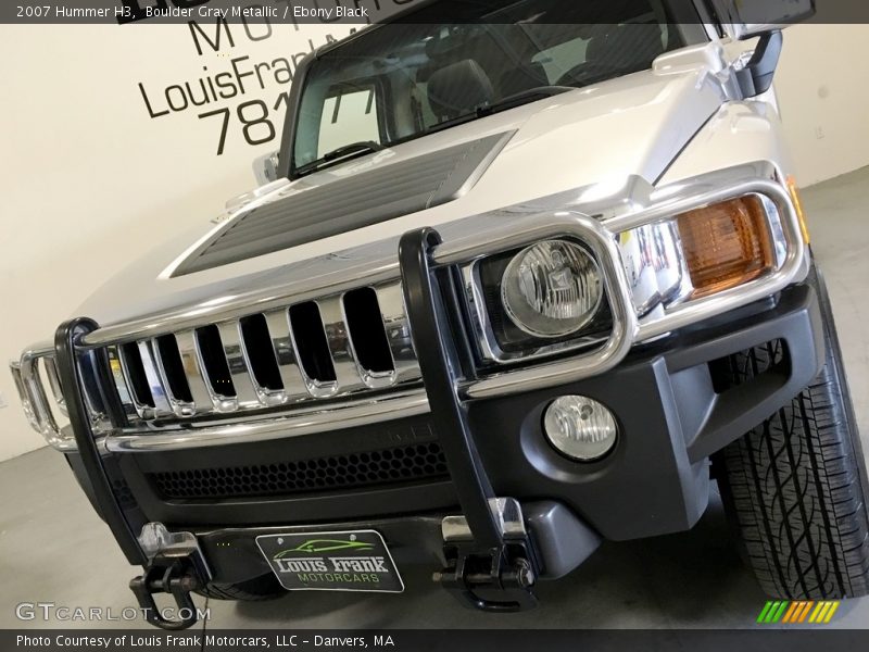 Boulder Gray Metallic / Ebony Black 2007 Hummer H3