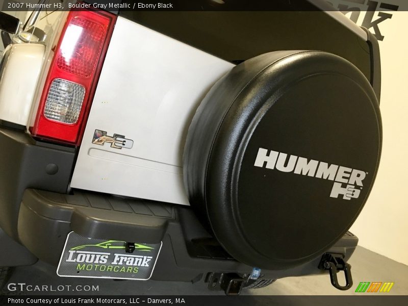 Boulder Gray Metallic / Ebony Black 2007 Hummer H3