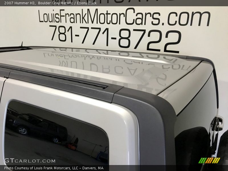 Boulder Gray Metallic / Ebony Black 2007 Hummer H3