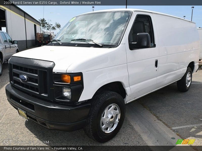Oxford White / Medium Flint 2009 Ford E Series Van E150 Cargo