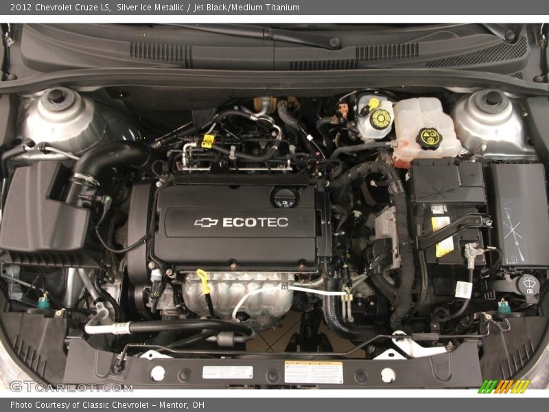 Silver Ice Metallic / Jet Black/Medium Titanium 2012 Chevrolet Cruze LS