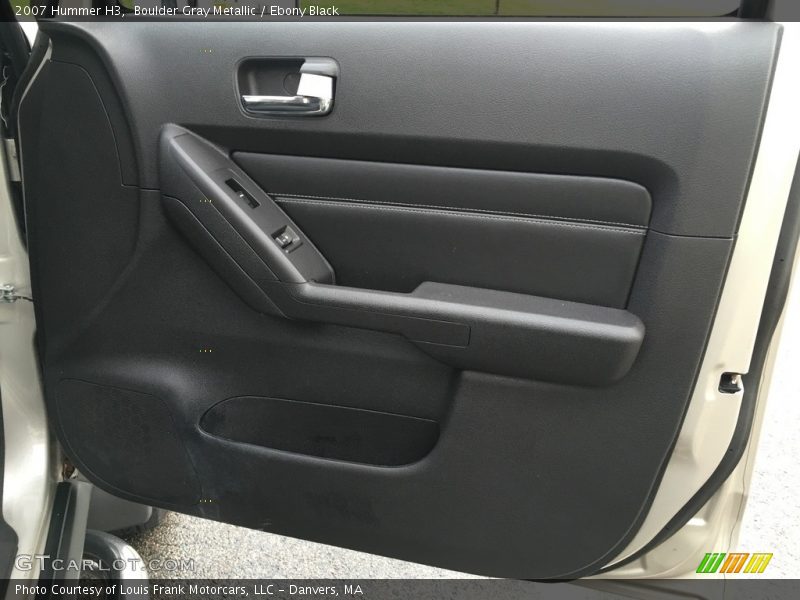 Boulder Gray Metallic / Ebony Black 2007 Hummer H3