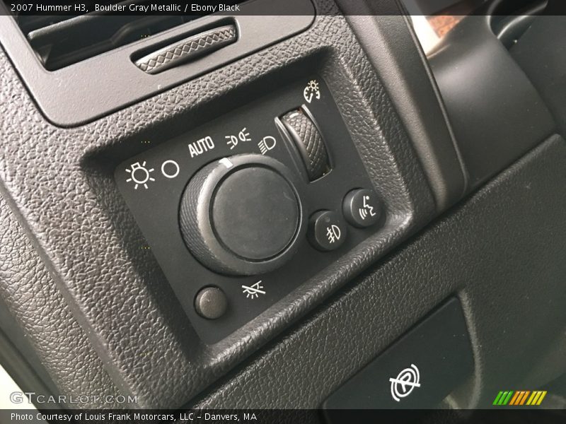 Boulder Gray Metallic / Ebony Black 2007 Hummer H3