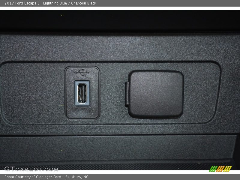 Lightning Blue / Charcoal Black 2017 Ford Escape S